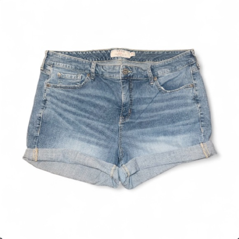 TORRID Size 18 Denim Shorts